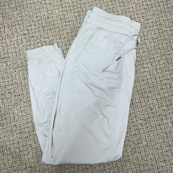 Lululemon Dance Studio Jogger - Picture 3 of 5